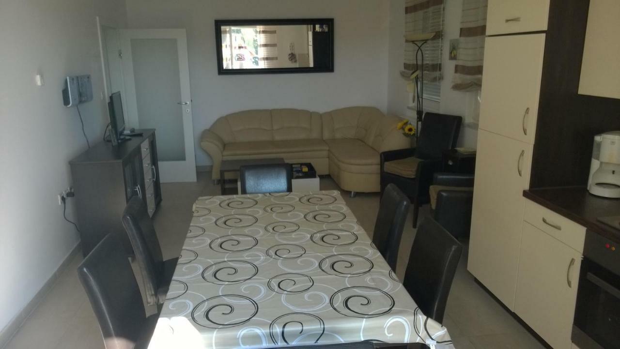 Apartment Vjera Punat Exterior foto